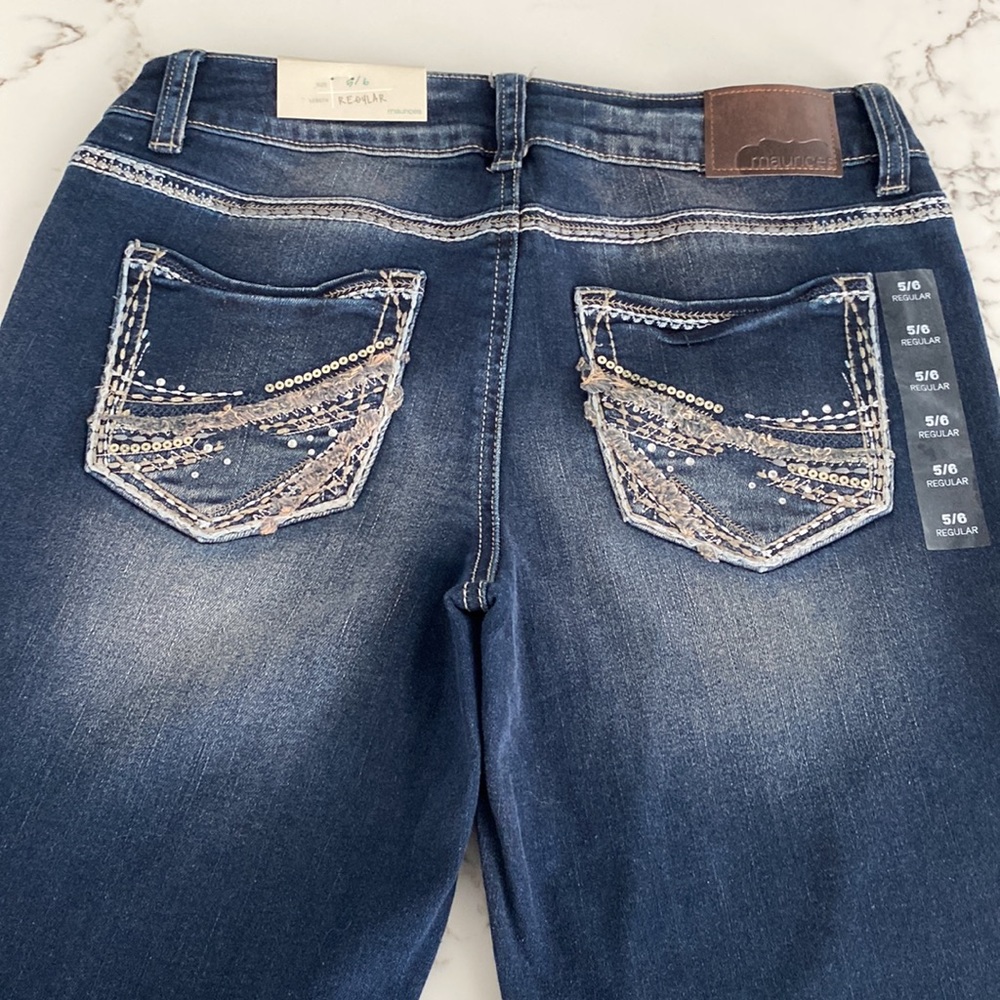 Maurices Jeans Women's SLIM BOOTCUT Blue Denim Distressed Jeans 5/6 regular NWT